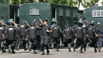 الأمن يحبط وقوع مذبحة ويضبط 12 بندقية آلية في أسيوط 