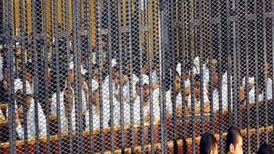 تأجيل محاكمة 70 متهمًا في 