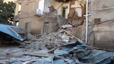  انهيار جزئي لعقار سكني في مصر القديمة