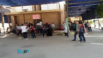 بالصور.. إقبال ضعيف في اليوم الرابع لسحب بطاقات 