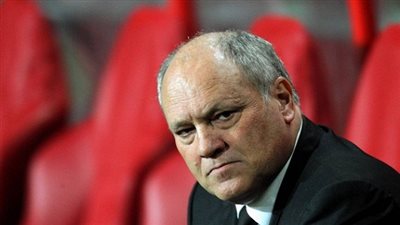 الأهلي يستكمل تدريباته في برج العرب استعدادًا للوداد