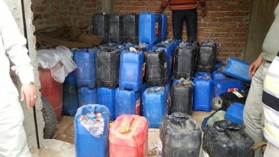 تهريب 415 ألف لتر سولار للسوق السوداء بالنزهة 