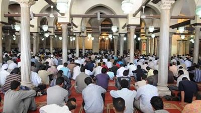 اليوم.. تطبيق الخطبة المكتوبة بجامع السيدة زينب 