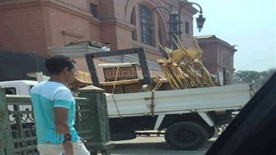 إدارة المتحف المصري توضح حقيقة نقل الآثار في سيارة نقل 