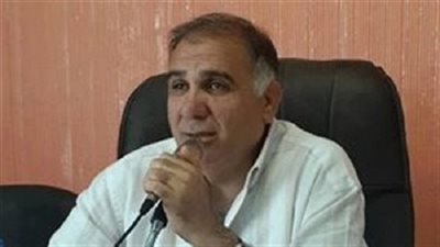 رئيس مجلس مدينة دسوق يقود حملة لتنظيف المدينة