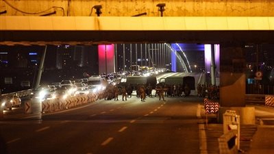 بث مباشر.. انقلاب عسكري في تركيا ومصير أردوغان مجهول