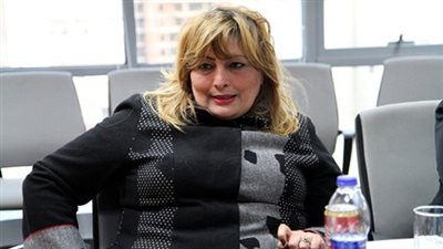 برلمانية: لن نتراجع عن حق النائبة 