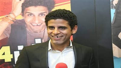 حمدي الميرغني يشارك جمهوره بصورة تجمعه مع أحمد السيسي