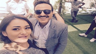 بالصور.. إيهاب فهمي وراندا البحيري في كواليس 