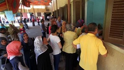 سحب 43 ألف بطاقة 