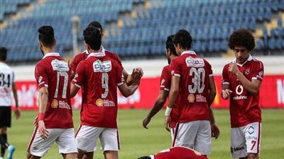 الوداد يفرض التعادل السلبي على الأهلي في الشوط الأول