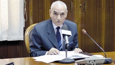 المستشار عزت خميس يصوت بانتخابات نادي القضاة