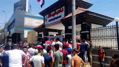 الأمن يفرق تجمعات الوايت نايتس أمام نادي الزمالك