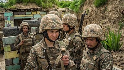 أنباء عن انقلاب في أرمينيا 