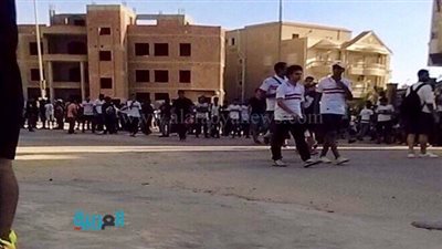 بالصور.. الأمن يمنع تجمع 