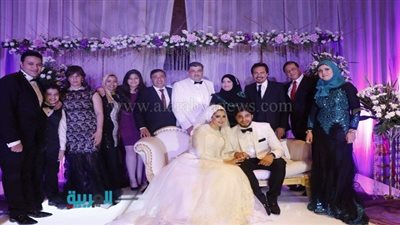 بالصور.. حفل زفاف نجل شقيقة 