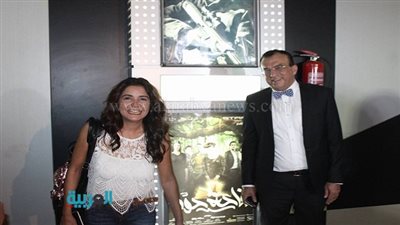 بالصور.. بدء توافد الفنانين على العرض الخاص لـ