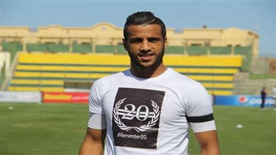 إسلام جمال يترقب مصيره مع الزمالك
