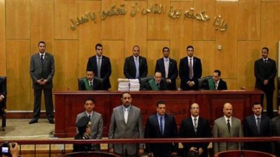 إحالة 24 إخوانيًا من عناصر 