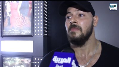 بالفيديو.. أحمد تهامي يهنئ صناع 