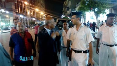 بالصور.. القائم بأعمال محافظ القاهرة في جولة مفاجئة بوسط البلد