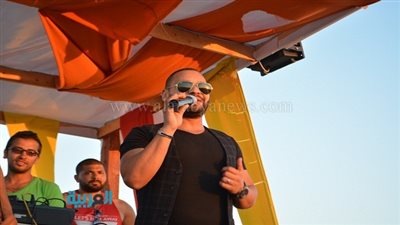 بالصور.. محمد الريفي يتألق في صيف الساحل الشمالي