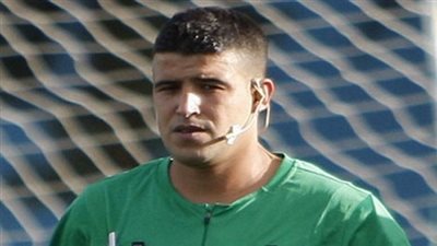 طاقم تحكيم جزائري لمباراة الأهلي والوداد