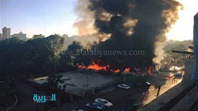 بالصور..اندلاع حريق هائل بأحد المعارض السورية في المنصورة