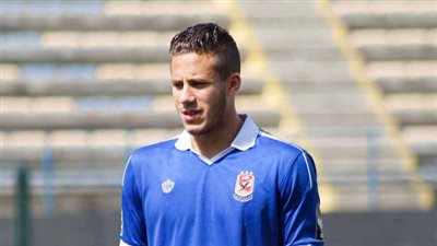 فيورنتينا يزاحم ستوك سيتي على رمضان صبحي