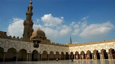 الأزهر الشريف يستنكر 