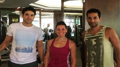 أحمد عز بصحبة عمرو سعد في 