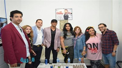 بالصور.. أحلام ومادلين طبر في ضيافة 