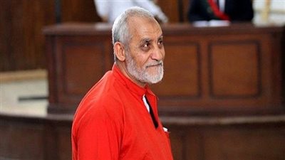 بدء جلسة محاكمة 5 متهمين في 