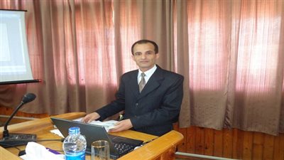 خبير اقتصادي يوضح خطورة طرح أصول الدولة في البورصة