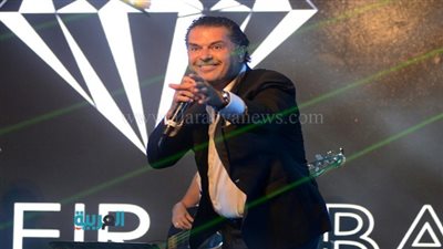 بالصور.. راغب علامة يحيي حفل 