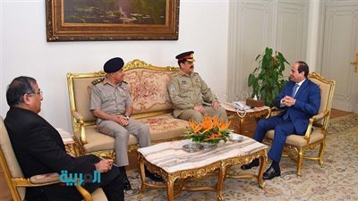 السيسي يستقبل رئيس هيئة أركان القوات البرية الباكستانية
