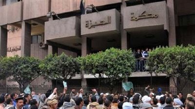 الأمن يمنع الصحفيين من تغطية محاكمة 