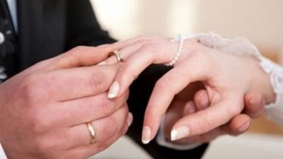 أستاذ علم اجتماع: مراسم الزواج تسودها المظاهر الكاذبة