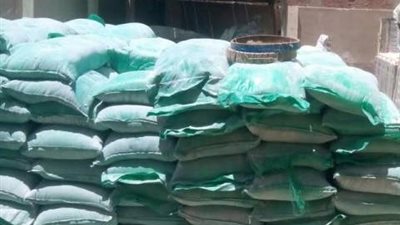 ضبط 15 طن دقيق بلدي فاسد في أوسيم