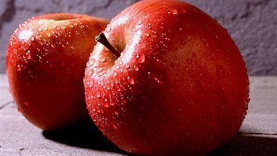 التفاح البلدي يتراجع لـ6 جنيهات بسوق العبور