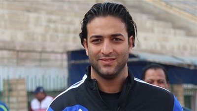 ميدو يحتفل بشراء سيارته الفيراري على طريقة محمد رمضان