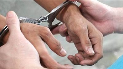 ضبط سائق بحوزته سلاح ناري و11 طلقة وخنجر بالترجمان 