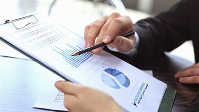 خبير: برنامج الإصلاح الاقتصادي للحكومة له إيجابيات