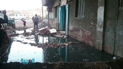 بالصور.. غرق مركز الخانكة بمياه الصرف الصحي