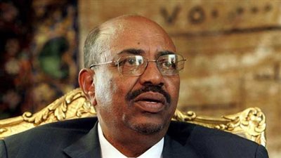 المبادرة الأفريقية تمنح الرئيس السوداني وسام 