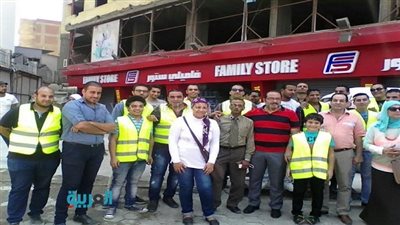 بالصور.. نائب عين شمس يشارك في مبادرة 