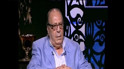 بالفيديو.. أسامة عباس يكشف حقيقة خطوبته لزوجة حسني مبارك