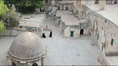 وفد كنسي مصري يزور القدس لبحث ترميم 