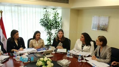 سحر نصر تبحث مع مديرة 