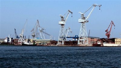 وصول 5 آلاف طن بوتاجاز و616 راكبًا لمينائي السويس ونويبع